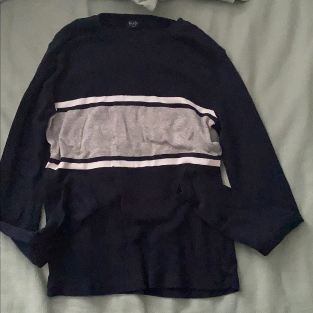 BRANDY MELVILLE TOP!